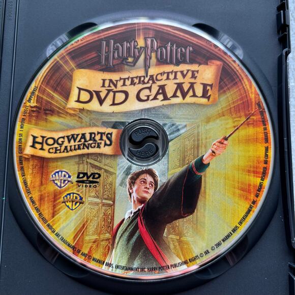 Harry Potter Interactive DVD Game Hogwarts Challenge Fun Family Entertainment - Picture 3 of 5